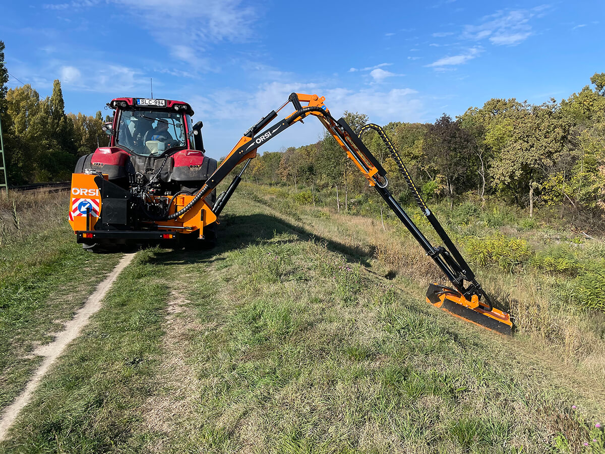 Valtra Erdészeti Traktor